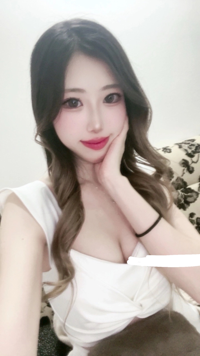 プロフィール写真5・夢咲　るあ｜