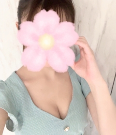 プロフィール写真1・ななほ｜SNACK BAR LA DEN・ラデン - 秋葉原のパブ/スナック