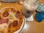 新着ブログ コメダ行った☕️🍕
