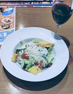 みお【PRETTY】「🍇🍷✨」