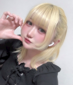 プロフィール写真5・かりん|cafe & bar はちみつ - 新宿のガールズバー
