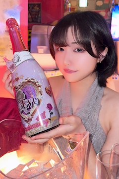 プロフィール写真5・せいな|GIRLS BAR Eve・イヴ - 武蔵小杉のガールズバー