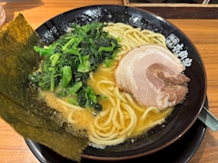 スタッフD「本日のエルクイーンズ⭐️」