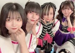 あかり(店長)「満席～っ🥹💕」