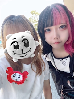 いちご🍓ྀི「ｷｬｯ」