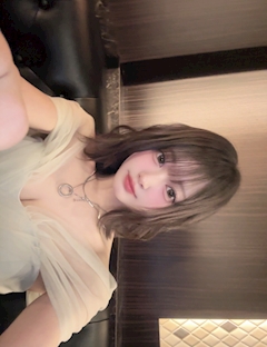 白咲　めい