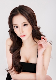 プロフィール写真1・ももか｜MEERJ・ミルジュ - 中洲のキャバクラ