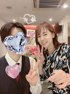 由佳子オーナーママ 🐉志安 Shi an 🦚「可愛い子ちゃん＆ホールスタッフ」