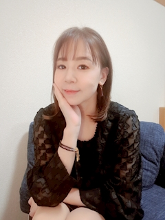プロフィール写真3・オーナーママ 由佳子 志安 Shi an|志安Shian・シアン - 北新地のスナック