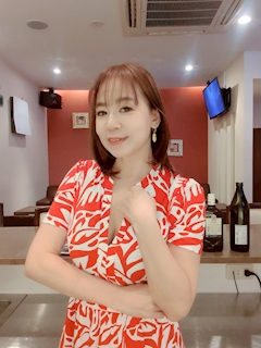 プロフィール写真6・由佳子オーナーママ 🐉志安 Shi an 🦚|志安Shian・シアン - 北新地のスナック