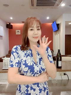 プロフィール写真3・由佳子オーナーママ 🐉志安 Shi an 🦚|志安Shian・シアン - 北新地のスナック