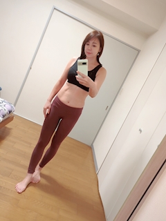 プロフィール写真9・由佳子オーナーママ 🐉志安 Shi an 🦚｜志安Shian・シアン - 北新地のスナック