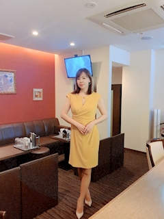 プロフィール写真15・由佳子オーナーママ 🐉志安 Shi an 🦚｜志安Shian・シアン - 北新地のスナック