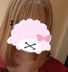 プロフィール写真1・るる｜Girls Lounge RED LILY・レッドリリー - 神田のガールズバー