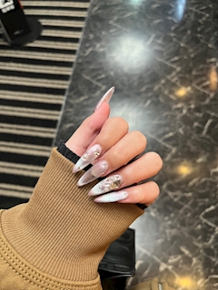 ゆうは「💅🏻」