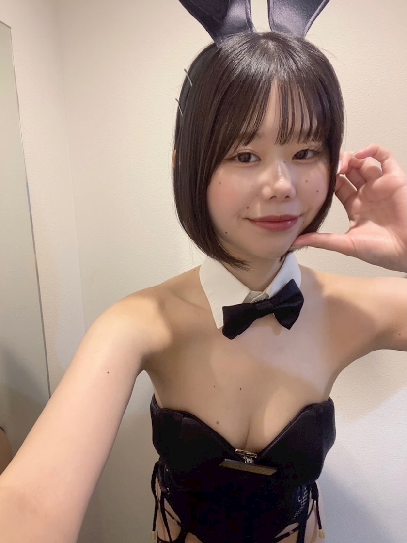 やほやほ🐰🖤今週 - ゆず - B4 町田店・ビーフォー - 町田駅前の