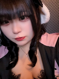 ジュリア【魔界コンカフェまにあ】꒰ঌ🖤໒꒱