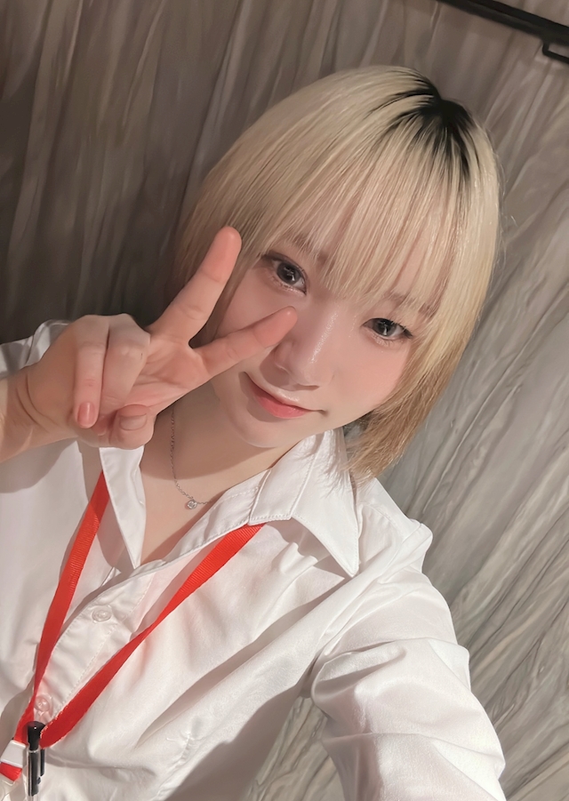 プロフィール写真1・みや【池袋　vivid cafe】｜