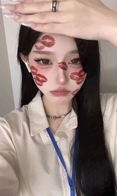 にこ
