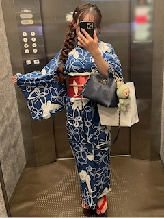 プロフィール写真3・文梨 みわ｜La Luce・ラルーチェ - 名古屋 錦のクラブ/ラウンジ