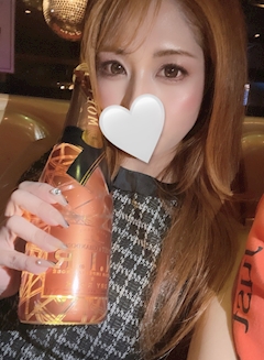 プロフィール写真2・🖤⚜️神崎 れみ⚜️🖤｜mrs.J 小牧・ミセスジェイ コマキ - 小牧の熟女パブ/熟女キャバクラ