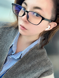 結城 さや🍾「花粉えぐい🤧」
