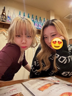 まてぃん「このまえ 飲みに行った😄」