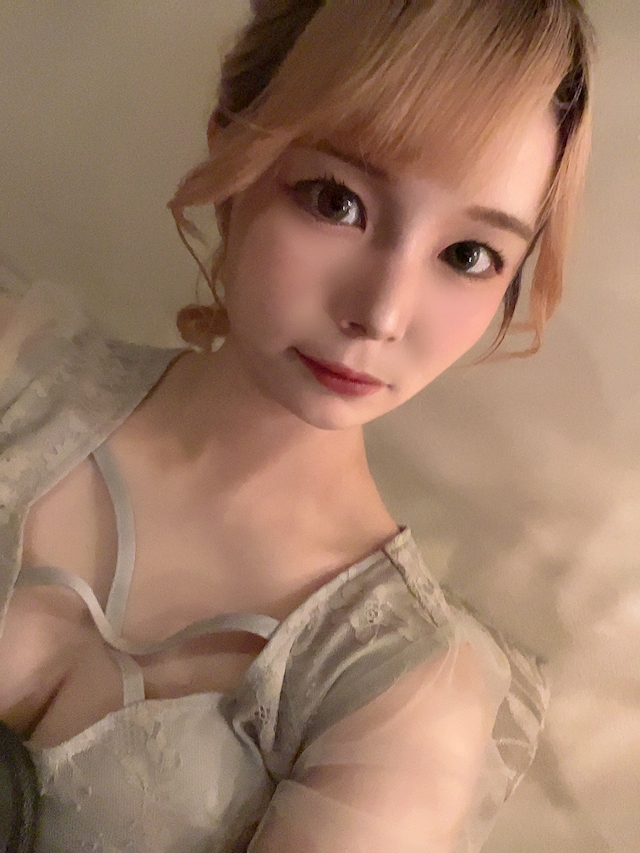 プロフィール写真1・ゆみ˙˚ 𓆩 ✞ 𓆪 ˚˙｜ミナミ キャバクラ・シュシュールアネックス