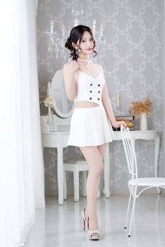 プロフィール写真4・みお【昼】|EMPRESS MINAMI・エンプレス・ミナミ - 宗右衛門町のキャバクラ