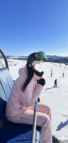 おやすみです、、