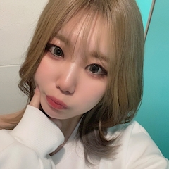 プロフィール写真9・なつみ｜BAR Teddy＆Co.・テディアンドコー - 千日前のガールズバー