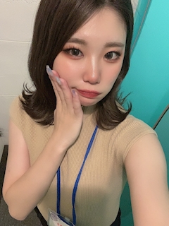 プロフィール写真7・なつみ｜BAR Teddy＆Co.・テディアンドコー - 千日前のガールズバー