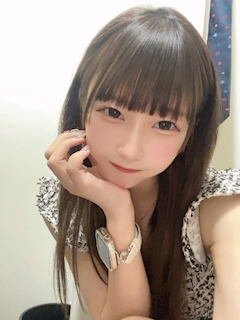 プロフィール写真3・ひな|&honey・アンドハニー - 名古屋 錦のガールズバー