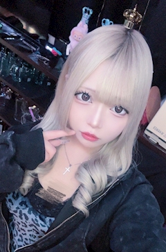 ねう「私服EV最後でしたᴗ̥̥ .̼ ᴗ̥」