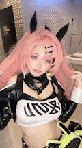 にこ