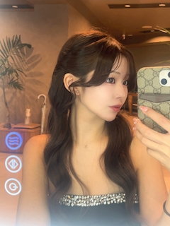 プロフィール写真3・まお｜KAKUREGA・カクレガ - 名古屋 金山のキャバクラ