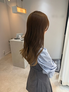 プロフィール写真2・らら|GIRLS BAR SHIRO・シロ - 湯島・上野のガールズバー
