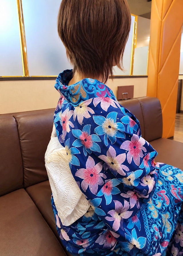 みい LOUNGE GOEMON