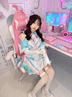 プロフィール写真3・ウルシザキ｜esports cafe＆bar れじぇび・レジェビ - 池袋東口のコンカフェ