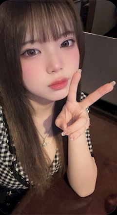 プロフィール写真6・ことみ｜Lounge Lien・リアン - 長崎市・思案橋のキャバクラ