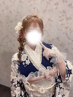 プロフィール写真3・みお【池袋 vivid cafe】|vivid cafe・ヴィヴィッドカフェ - 池袋西口のガールズバー