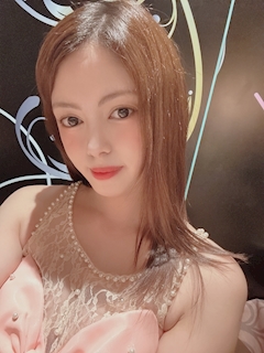 プロフィール写真3・KARA｜CLUB PARIS・パリス - 名古屋 栄のインターナショナルパブ