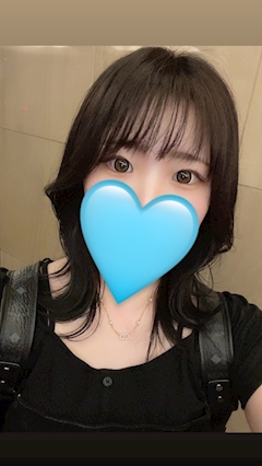 プロフィール写真1・なぎ🩷池袋西口リゾート1st🏝️🎯|Resort(リゾート)GIRLS DARTS BAR・リゾート - 池袋西口のガールズバー