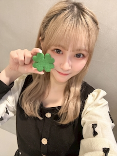 プロフィール写真6・れいら【池袋ちぇりっしゅ】|NEW STYLE GIRLS BAR ちぇりっしゅ・ニュースタイルガールズバーチェリッシュ - 池袋東口のガールズバー
