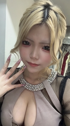 まこ【錦糸町享楽☀️】「💭🙂」