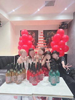 まこ【錦糸町享楽】「ありさﾁｬﾝ🎂✌🏻」