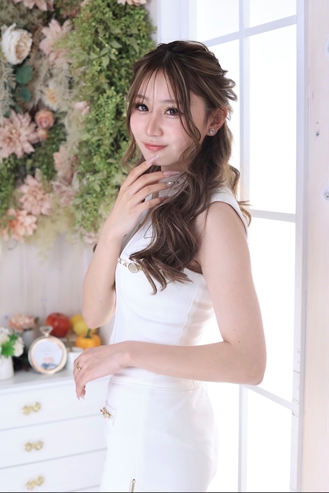 プロフィール写真2・椎名 ゆな｜刈谷 キャバクラ・ヴェイロン
