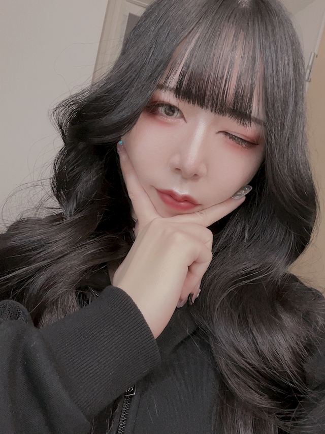 プロフィール写真8・紫月  奏音｜岐阜 柳ヶ瀬 キャバクラ・ヴェル