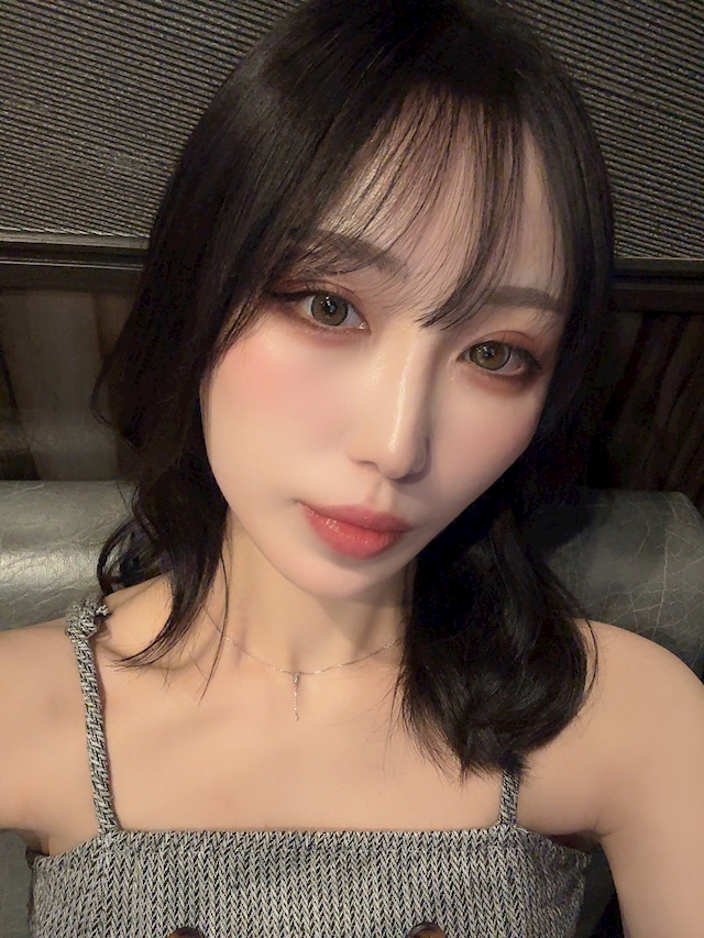 プロフィール写真3・美月 愛｜