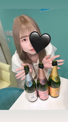 りな「初出勤＆イベントありがとうございました😭💕」